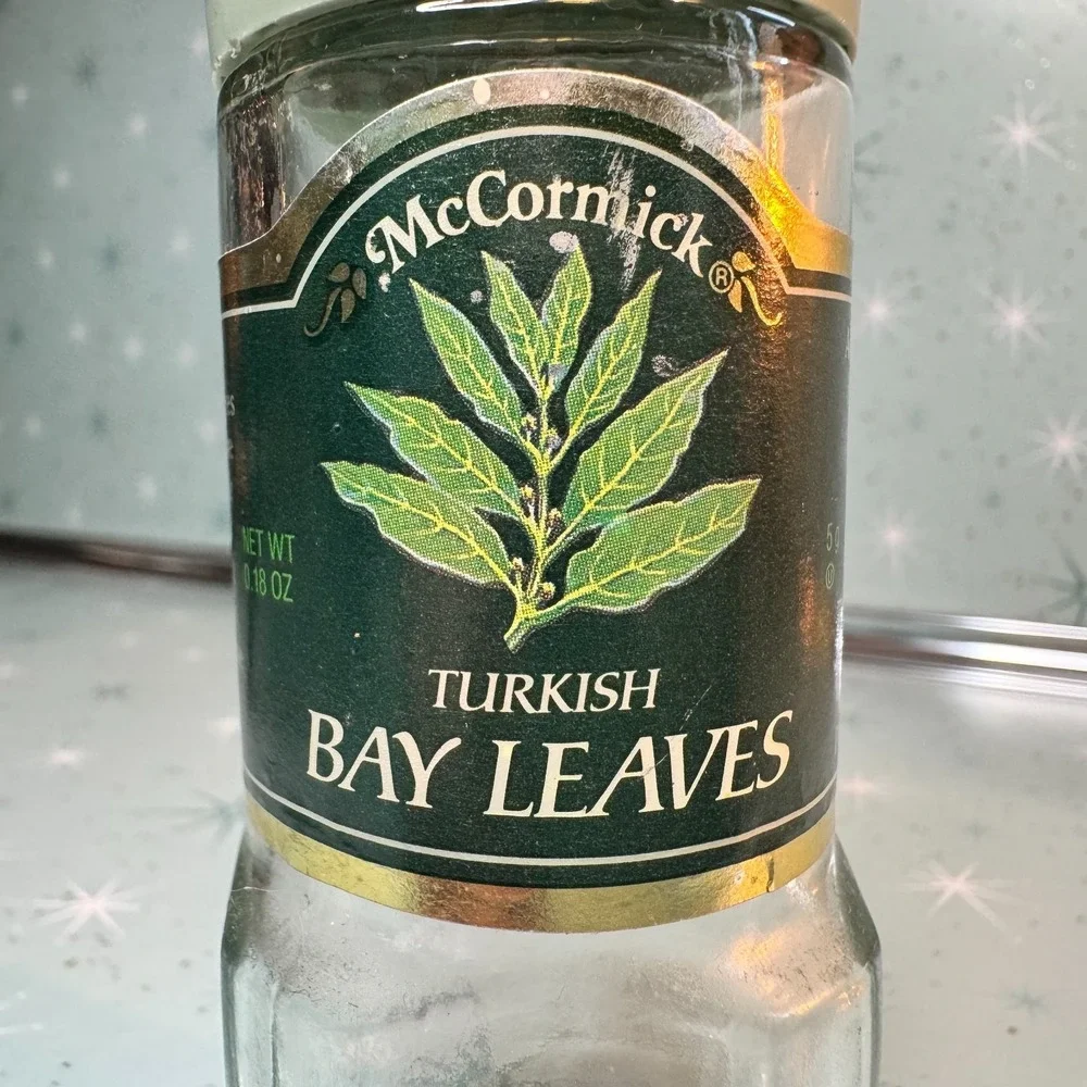 Vintage McCormick Turkish Bay Leaves Jar‎ Green Lid and Label Glass Spice Bottle